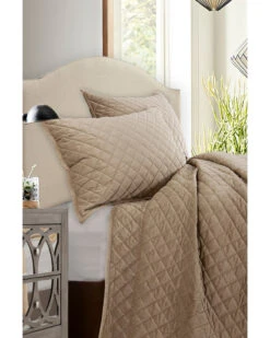 HiEnd Accents Velvet 3pc Quilt Set - King